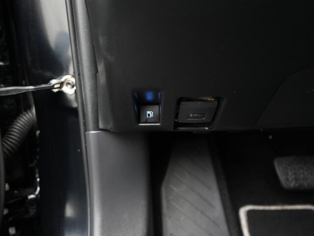 Toyota RAV4 2.5 Hybrid AWD Style | Parkeersensoren V+A | JBL | Trekhaak | Stoelverwarming |
