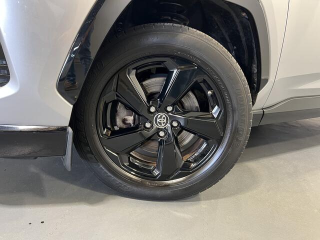 Toyota RAV4 2.5 Hybrid Executive | Navigatie | LM Velgen 18" | Voorstoelen Verwarmd | PDC Voor en Achter | Cruise Control Adaptief | Lederen Bekleding |