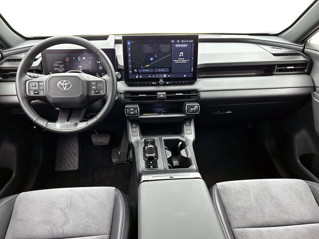 Toyota RAV4 2.5 Plug-in Hybrid 270 First Edition Nieuw model | Uit voorraad leverbaar | BTW voertuig | 360 Camera | Stoelventilatie | Stoel+stuurverwarming | Head-Up Display | Elektrische achterklep | Parkeersensoren voor+achter |