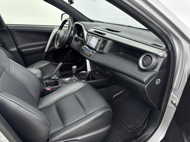 Toyota RAV4 2.5 Hybrid AWD Style | Schuif/Kantel Dak | 360 Camera | Lederen Bekleding | Memory Seat | Stoelverwarming | Navigatie | Cruise Control Adaptive | Achteruitrijcamera | 1650KG trekgewicht |
