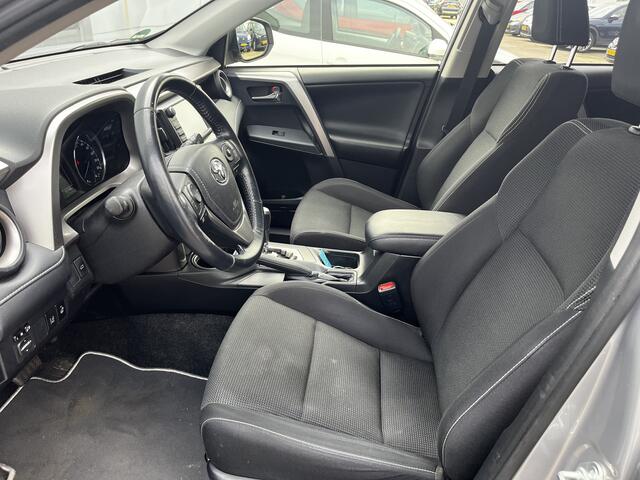 Toyota RAV4 2.5 Hybrid AWD Dynamic Trekhaak Stoelverwarming Stuurverwarming Dodehoek detectie