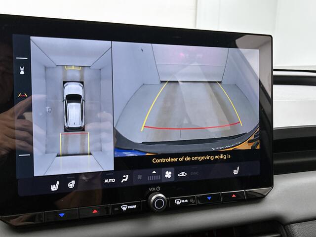 Toyota RAV4 2.5 Plug-in Hybrid AWD 300 GR Sport | Schuif-/kanteldak | Trekhaak afneembaar | Treeplanken |