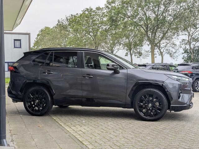 Toyota RAV4 2.5 Hybrid Bi-Tone | Trekhaak | Stoel- Stuurverwarming | All-Season | Elek. Kofferklep | Leer | Camera