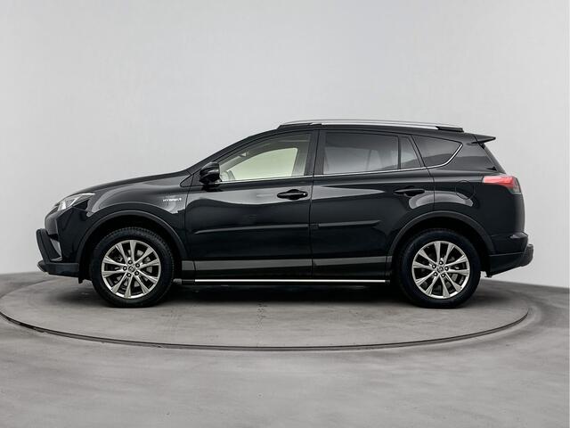 Toyota RAV4 2.5 Hybrid AWD Executive | Parkeersensoren V+A | Schuif/kanteldak | Blindspot | Stoelverwarming |