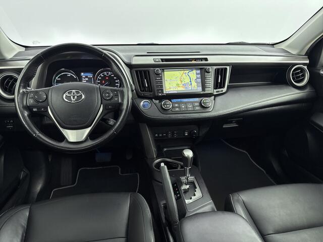 Toyota RAV4 2.5 Hybrid AWD Executive | Parkeersensoren V+A | Schuif/kanteldak | Blindspot | Stoelverwarming |