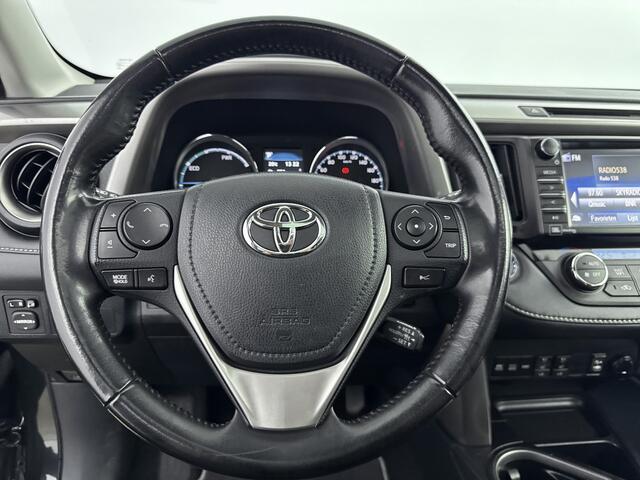 Toyota RAV4 2.5 Hybrid AWD Executive | Parkeersensoren V+A | Schuif/kanteldak | Blindspot | Stoelverwarming |