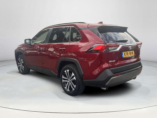 Toyota RAV4 2.5 Hybrid AWD Dynamic | Stoelverwarming | Elektrische klep | Carplay | 18 inch licht metalen velgen | Parkeersensoren voor |