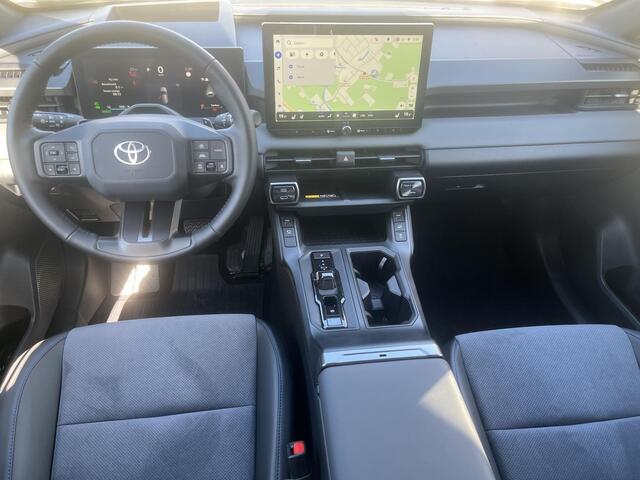 Toyota RAV4 2.5 Plug-in Hybrid AWD 300 First Edition | Urban Rock met zwart dak | Vanaf december 2026 leverbaar |