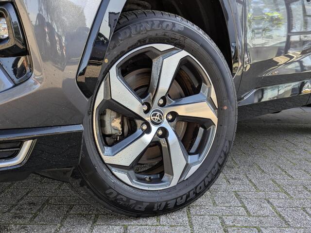 Toyota RAV4 2.5 Plug-in Hybrid AWD Style | Stoel- stuurverwarming | Elek. kofferklep | Leer | ACC | PDC rondom