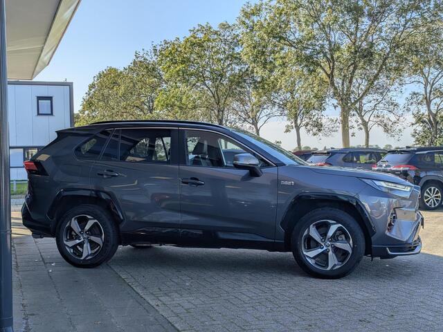 Toyota RAV4 2.5 Plug-in Hybrid AWD Style | Stoel- stuurverwarming | Elek. kofferklep | Leer | ACC | PDC rondom