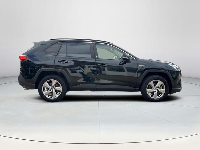 Toyota RAV4 2.5 Hybrid Dynamic | Carplay | Stoel- + stuurverwarming | Parkeersensoren | 18 inch LM-velgen |