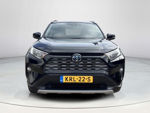 Toyota RAV4 2.5 Hybrid Dynamic | Carplay | Stoel- + stuurverwarming | Parkeersensoren | 18 inch LM-velgen |