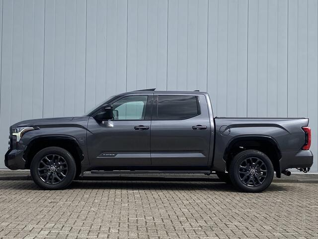 Toyota TUNDRA Crewmax Limited 3.5 V6 Platinum Headup 360 Camera Pano JBL trekhaak Bedcover Stoel Verkoeling NL kenteken 3500KG treklast Treeplanken