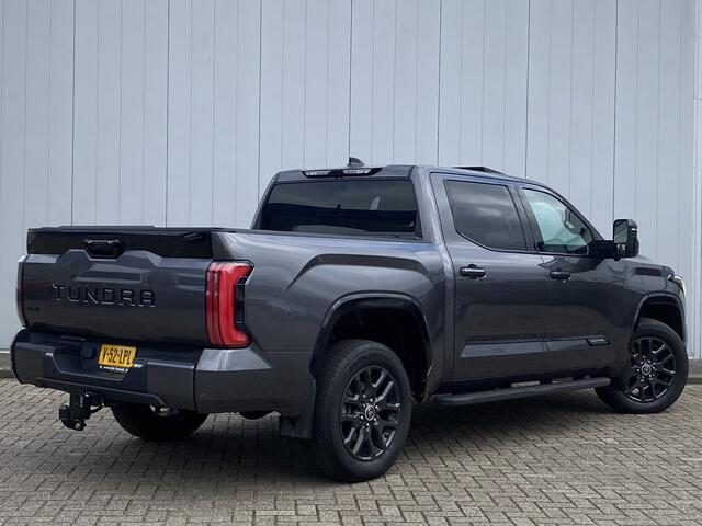 Toyota TUNDRA Crewmax Limited 3.5 V6 Platinum Headup 360 Camera Pano JBL trekhaak Bedcover Stoel Verkoeling NL kenteken 3500KG treklast Treeplanken