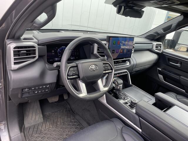 Toyota TUNDRA Crewmax Limited 3.5 V6 Platinum Headup 360 Camera Pano JBL trekhaak Bedcover Stoel Verkoeling NL kenteken 3500KG treklast Treeplanken