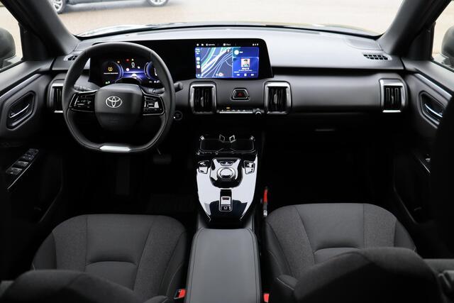 Toyota URBAN CRUISER Dynamic 61,1 kWh, Navi, Apple Carplay, Android Auto, Adaptieve cruise control, Stoel / stuurverwarming.