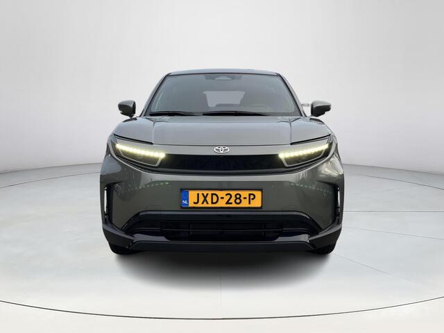 Toyota URBAN CRUISER Dynamic 61 kWh