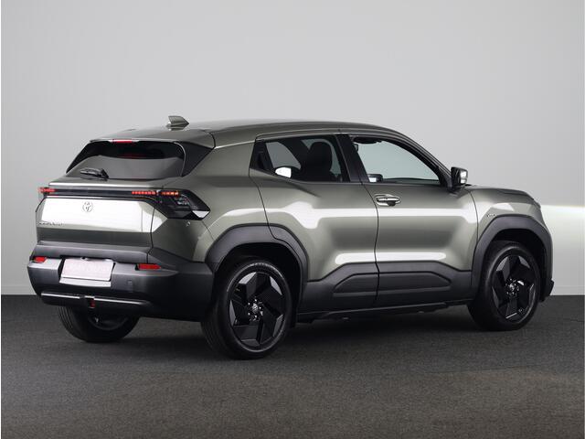 Toyota URBAN CRUISER Dynamic 61 kWh *NIEUW* | 18" LM velgen | Metaallak | Draadloze telefoonlader |