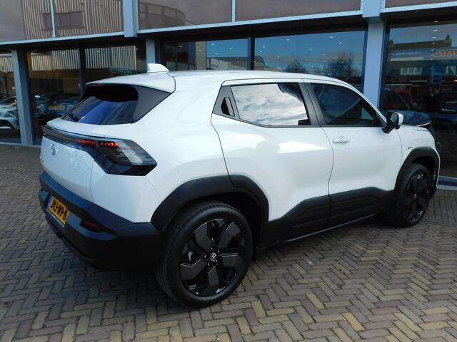 Toyota URBAN CRUISER Executive 61 kWh | DEMO