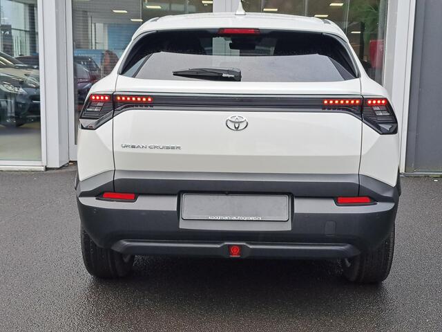 Toyota URBAN CRUISER Executive 61 kWh | Nieuwe auto | Dodehoekdetectie | 360 camera | JBL | Panoramadak | Ook andere kleuren en uitvoeringen snel leverbaar!