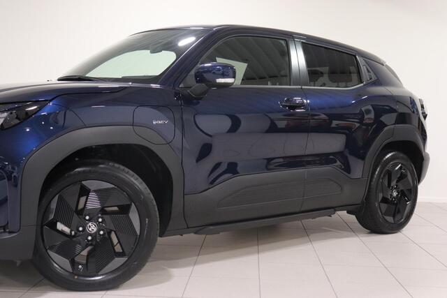 Toyota URBAN CRUISER Dynamic 61 kWh, Stuur & Stoel verwarming, Apple Carply & Android Auto, 67kW DC, Camera!