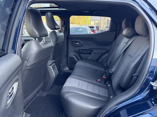 Toyota URBAN CRUISER Executive 61 kWh **CELESTIAL BLUE/ NIEUWE AUTO/ DIRECT LEVERBAAR**