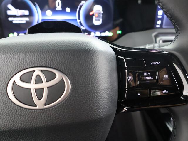 Toyota URBAN CRUISER Dynamic 61 kWh | NIEUW & SNEL LEVERBAAR | PRIJS INCLUSIEF ALLE ACTIES |