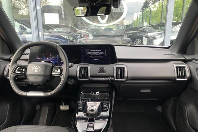 Toyota URBAN CRUISER Dynamic 61 kWh