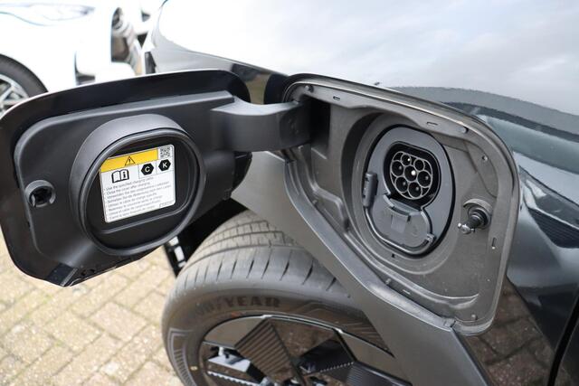 Toyota URBAN CRUISER Dynamic 61 kWh , Nieuw en direct leverbaar met ¤3.000 inruilvoordeel