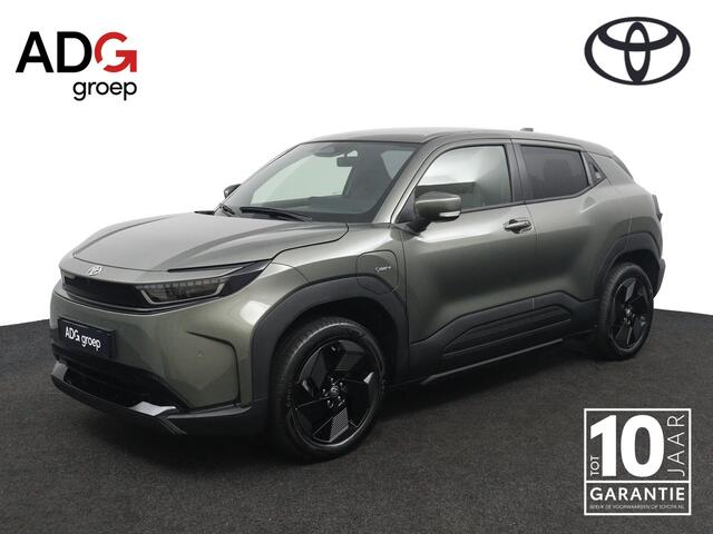 Toyota URBAN CRUISER Dynamic 61 kWh | DEMOVOORDEEL | Keyless Entry | Stuurwielverwarming | Navigatie | Apple Carplay | Android Auto |