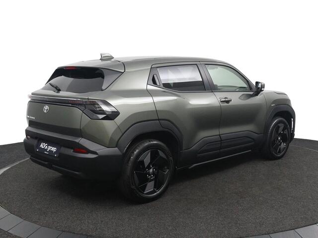 Toyota URBAN CRUISER Dynamic 61 kWh | DEMOVOORDEEL | Keyless Entry | Stuurwielverwarming | Navigatie | Apple Carplay | Android Auto |