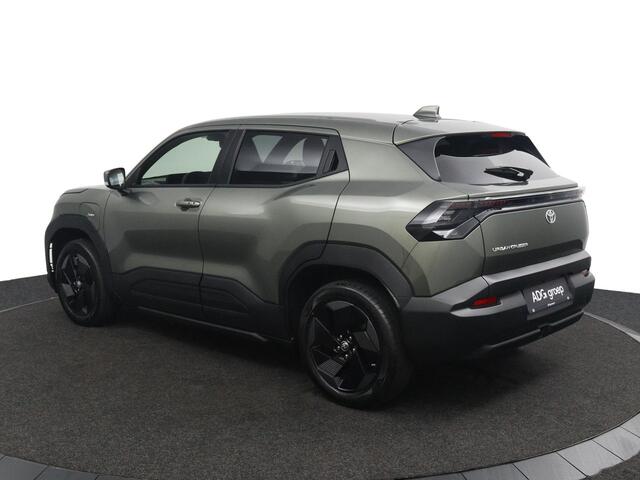 Toyota URBAN CRUISER Dynamic 61 kWh | DEMOVOORDEEL | Keyless Entry | Stuurwielverwarming | Navigatie | Apple Carplay | Android Auto |