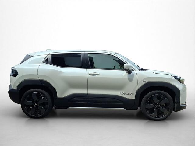 Toyota URBAN CRUISER Executive 61 kWh Demo CvZ