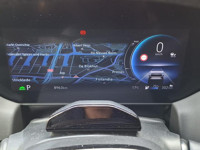 Toyota URBAN CRUISER Executive 61 kWh Demo CvZ