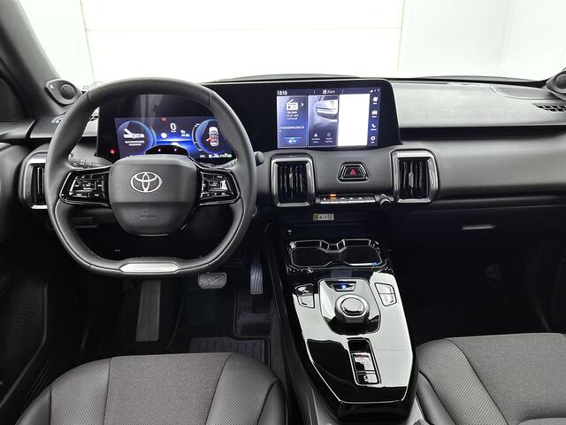 Toyota URBAN CRUISER Executive 61 kWh | JBL | Panorama dak | Stoelverwarming |