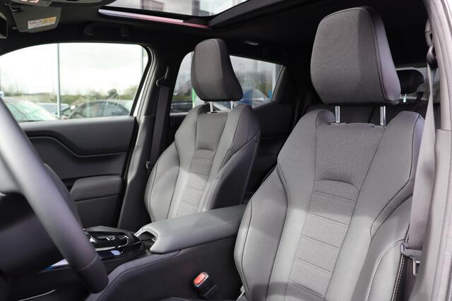 Toyota URBAN CRUISER Executive 61 kWh, JBL, 360 Camera, ¤ 2.500 Inruil Voordeel ! Adaptieve cruise control, Apple Carplay / Android Auto.