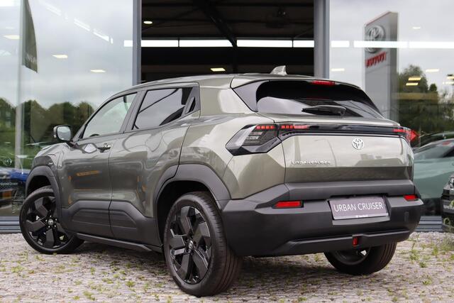 Toyota URBAN CRUISER Executive 61 kWh, JBL, 360 Camera, ¤ 2.500 Inruil Voordeel ! Adaptieve cruise control, Apple Carplay / Android Auto.