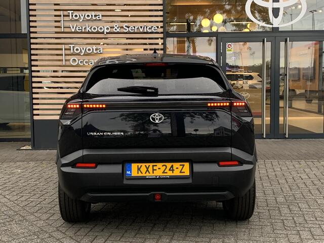 Toyota URBAN CRUISER Executive 61 kWh | Rijklaar!