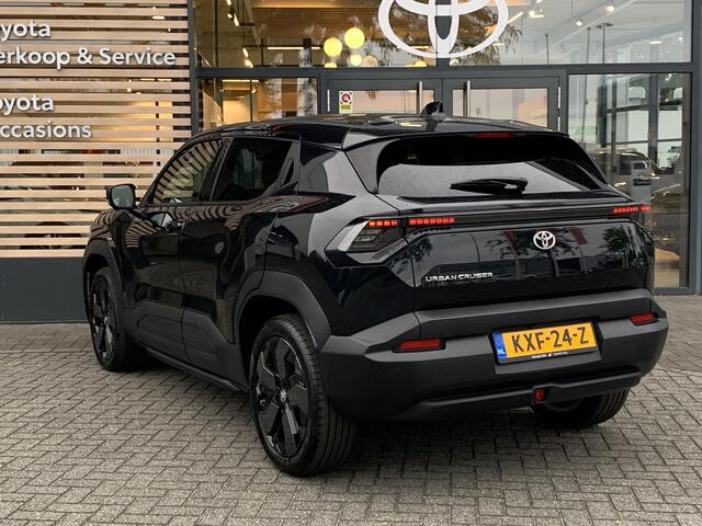 Toyota URBAN CRUISER Executive 61 kWh | Rijklaar!