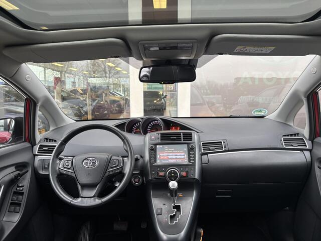 Toyota VERSO 1.8 VVT-i Volcano Edition Automaat | Panoramadak | Navigatie | Camera | Zeer mooi en compleet!