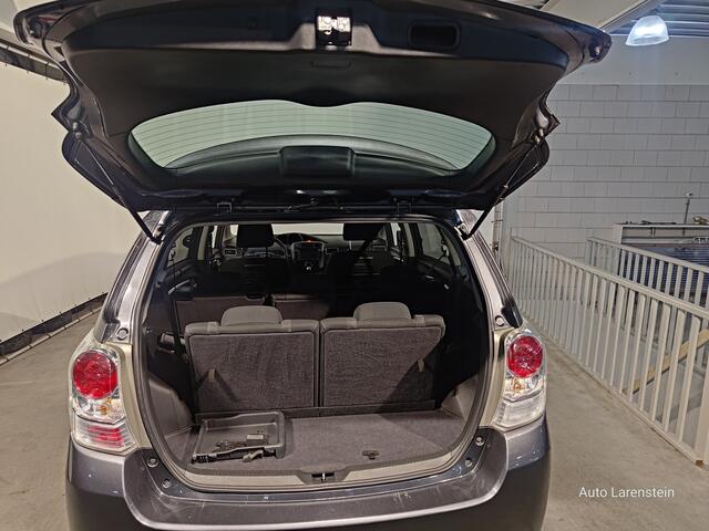 Toyota VERSO 1.8 VVT-i 147pk Dynamic 7p. Climate C./ Cruise C. / Trekhaak / Winter Pack / Navi