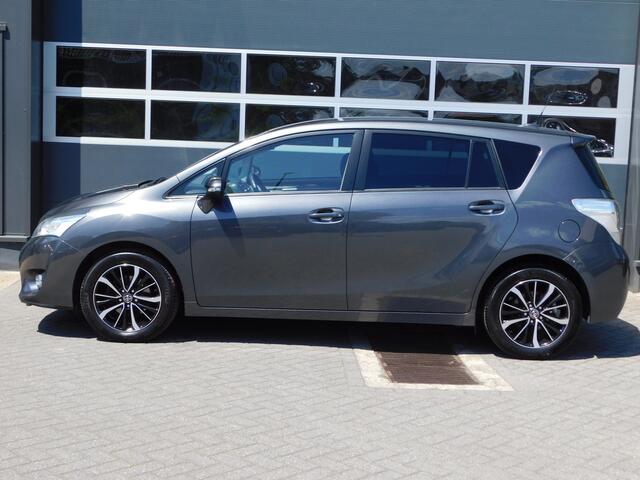 Toyota VERSO 1.6 VVT-i Dynamic 12 maanden BOVAG garantie, Compleet dealer onderhouden!