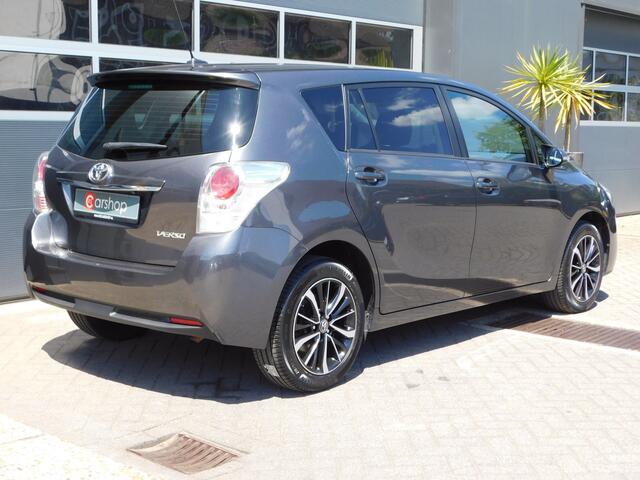 Toyota VERSO 1.6 VVT-i Dynamic 12 maanden BOVAG garantie, Compleet dealer onderhouden!