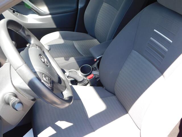 Toyota VERSO 1.6 VVT-i Dynamic 12 maanden BOVAG garantie, Compleet dealer onderhouden!