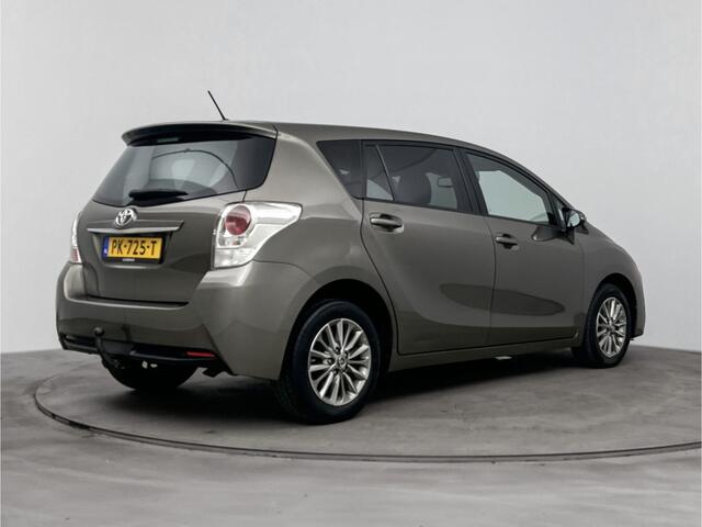 Toyota VERSO 1.8 VVT-i Aspiration 7p. | Navigatie | Trekhaak | Climate Control | *