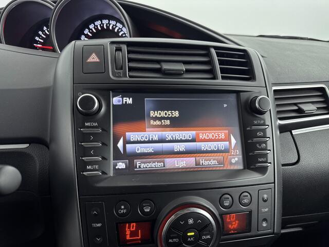Toyota VERSO 1.8 VVT-i Aspiration 7p. | Navigatie | Trekhaak | Climate Control | *