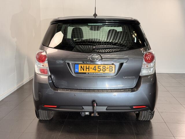 Toyota VERSO 1.8 VVT-i Executive | Dealeronderhouden | Trekhaak | Panoramadak |
