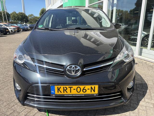 Toyota VERSO 1.8 VVT-i Dynamic, 5p, Nav, Airco, Camera,