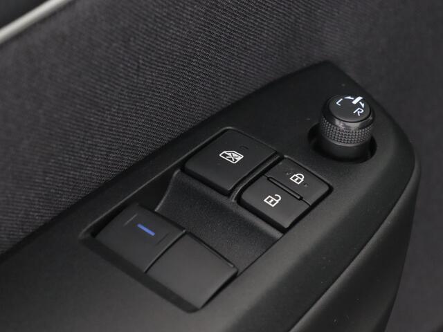Toyota YARIS 1.5 Hybrid Active | NIEUW UIT VOORRAAD LEVERBAAR | 10 JAAR GARANTIE | NIEUW UIT VOORRAAD LEVERBAAR | 10 JAAR GARANTIE