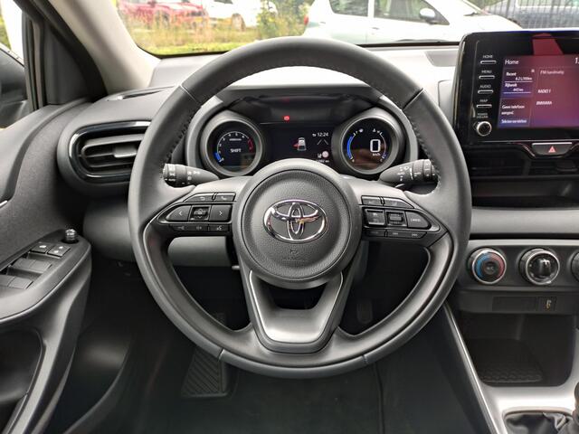 Toyota YARIS 1.5 VVT-i Dynamic